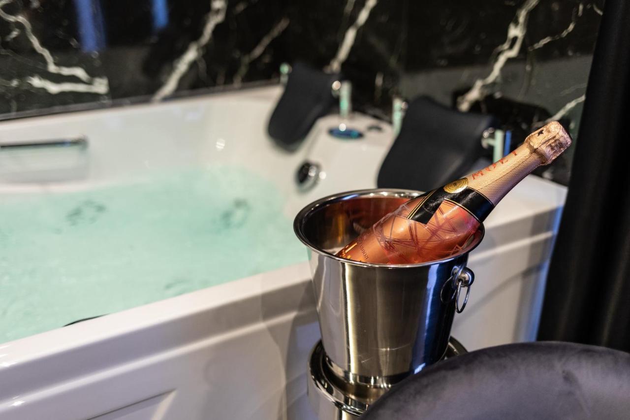Maximum Suite & Spa Παλέρμο Εξωτερικό φωτογραφία